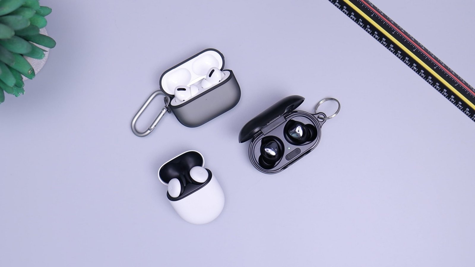 How to Use Earbuds without Damaging Hearing
